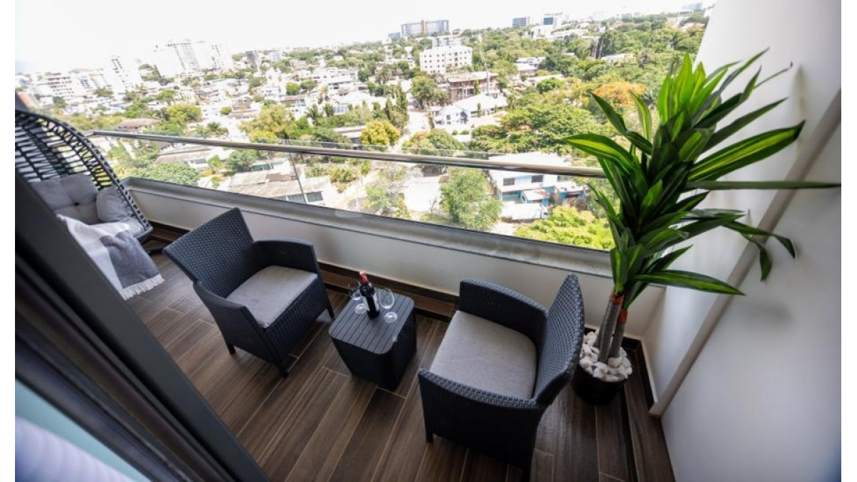 2 bed flat to let, Crown Lodge, Elystan Street - African Land