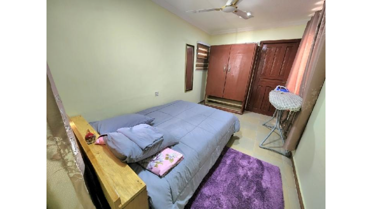 2 bed flat to let, Crown Lodge, Elystan Street - African Land
