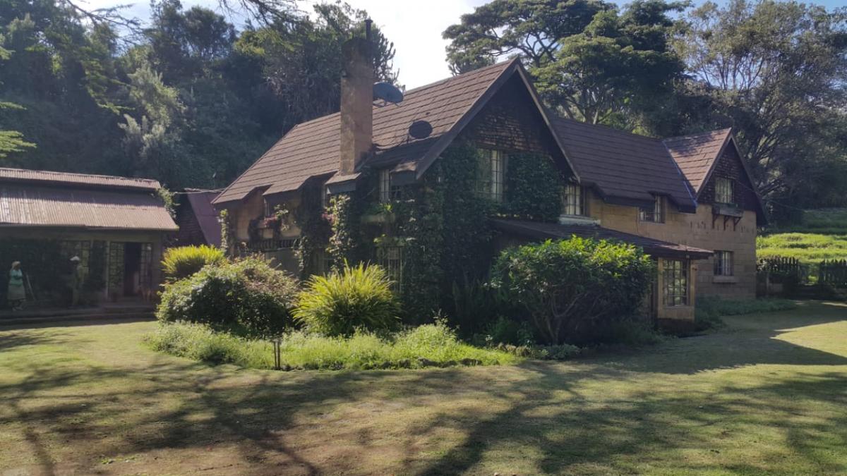 2 bed flat to let, Crown Lodge, Elystan Street - African Land