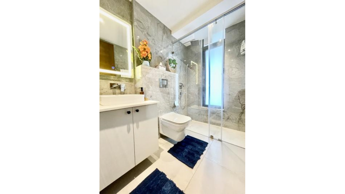 2 bed flat to let, Crown Lodge, Elystan Street - African Land