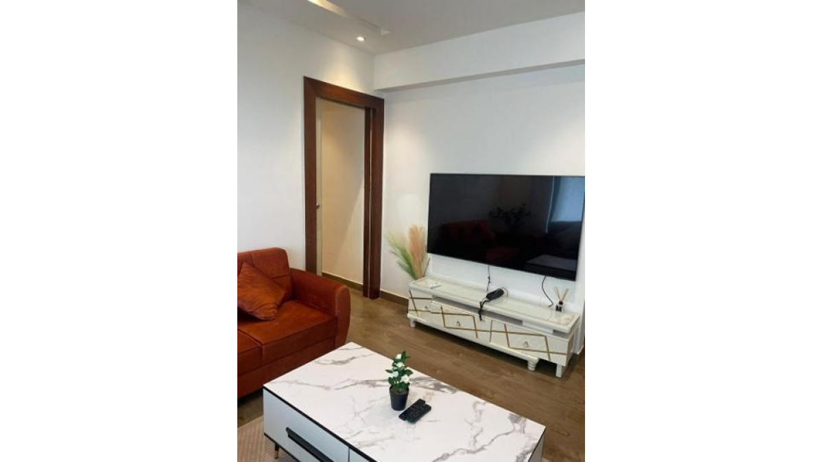 2 bed flat to let, Crown Lodge, Elystan Street - African Land
