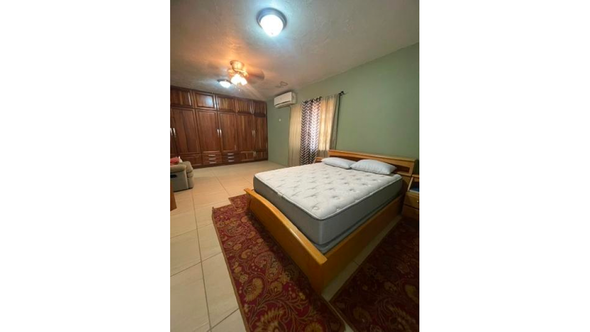 2 bed flat to let, Crown Lodge, Elystan Street - African Land
