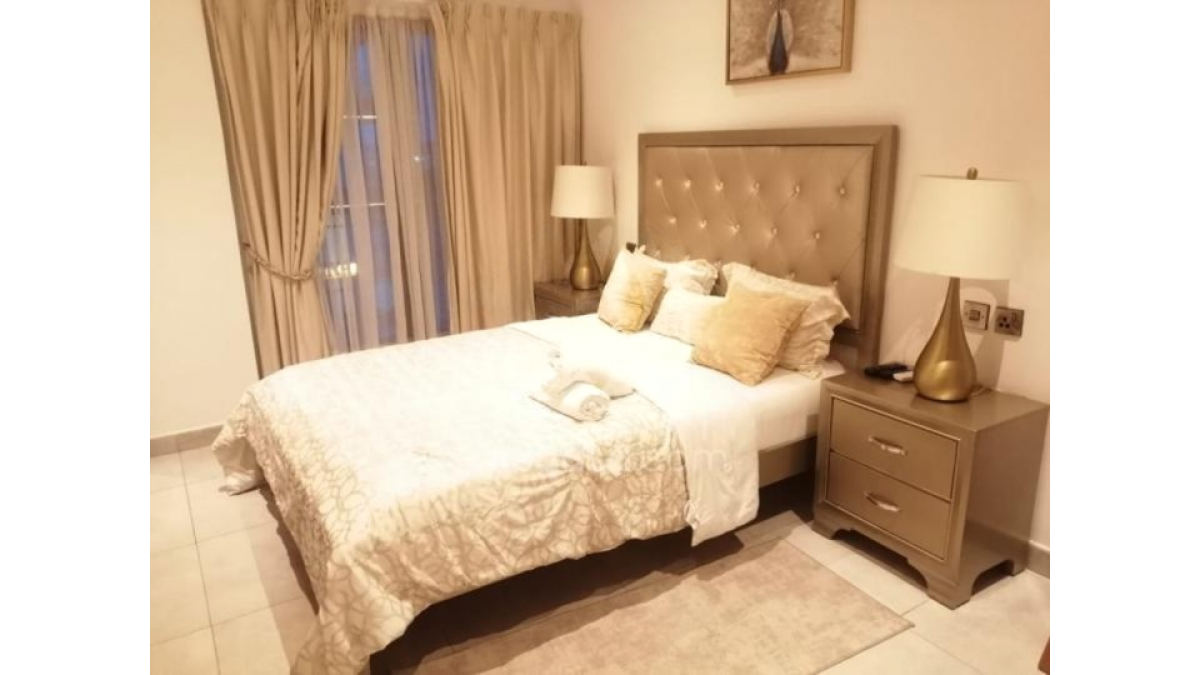 2 bed flat to let, Crown Lodge, Elystan Street - African Land