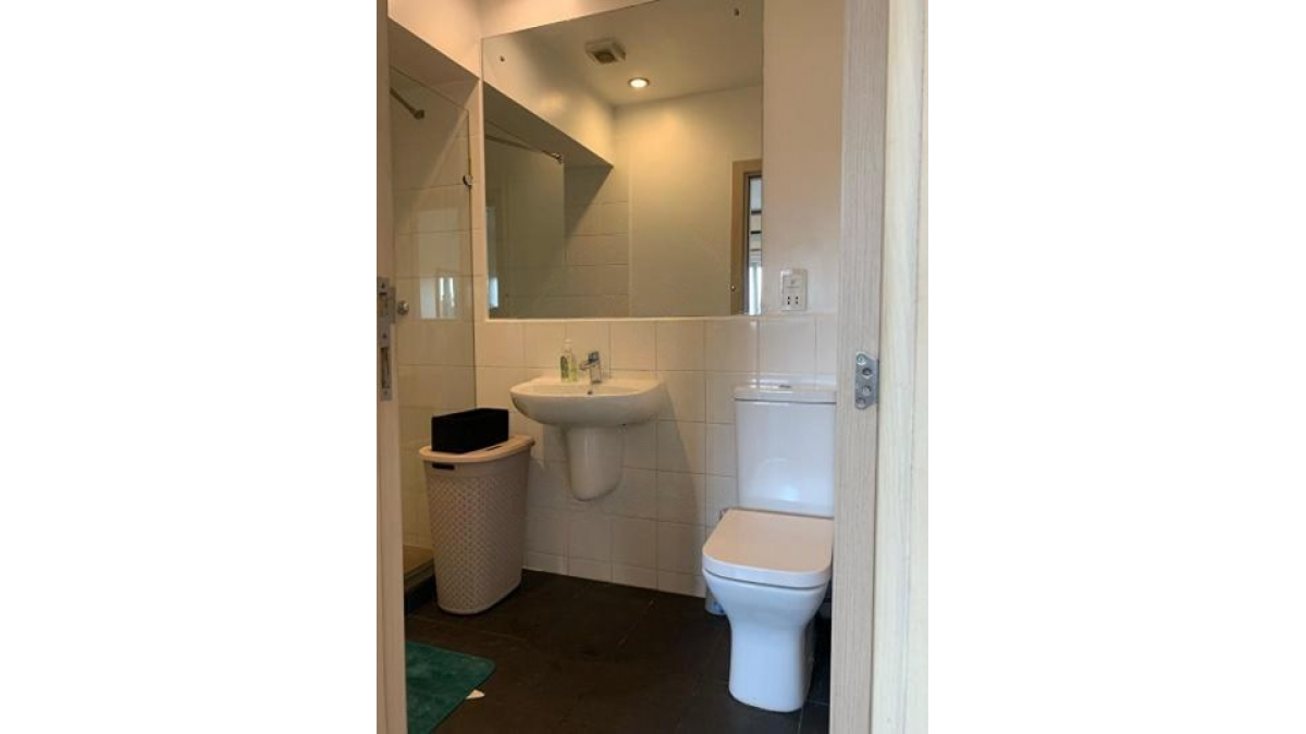 2 bed flat to let, Crown Lodge, Elystan Street - African Land