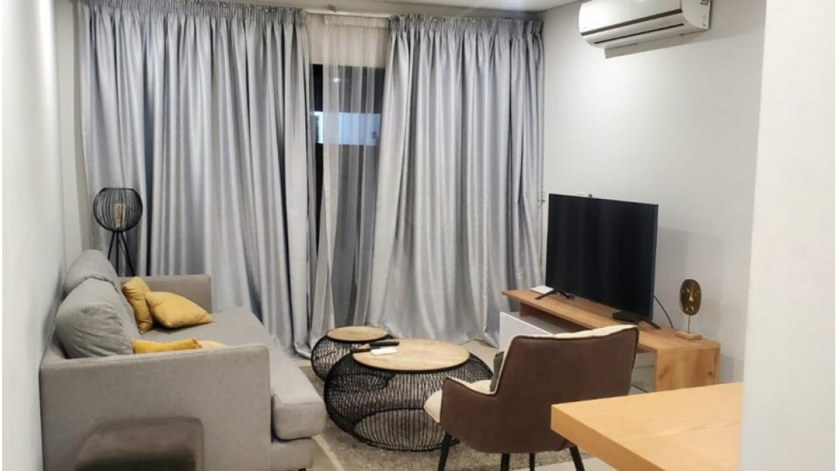2 bed flat to let, Crown Lodge, Elystan Street - African Land
