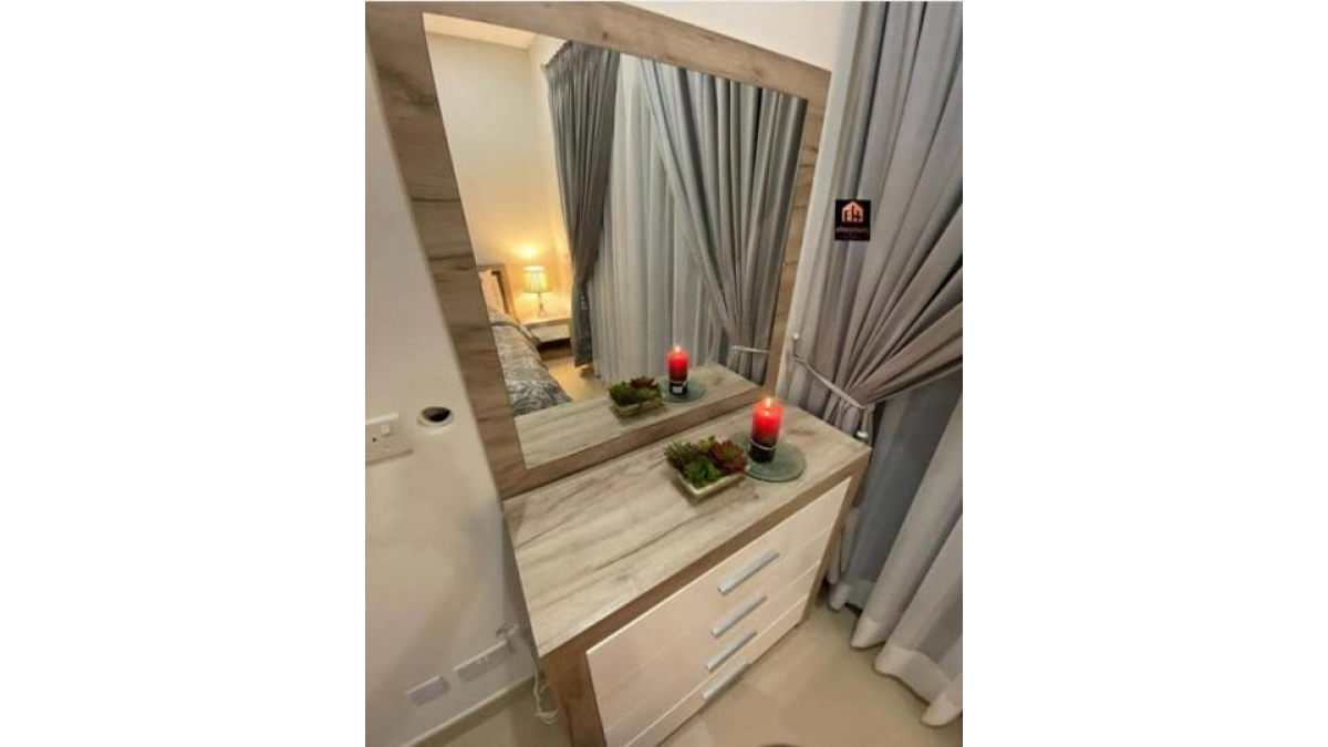 2 bed flat to let, Crown Lodge, Elystan Street - African Land
