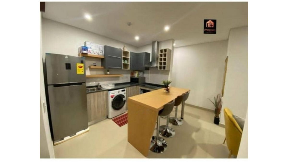 2 bed flat to let, Crown Lodge, Elystan Street - African Land