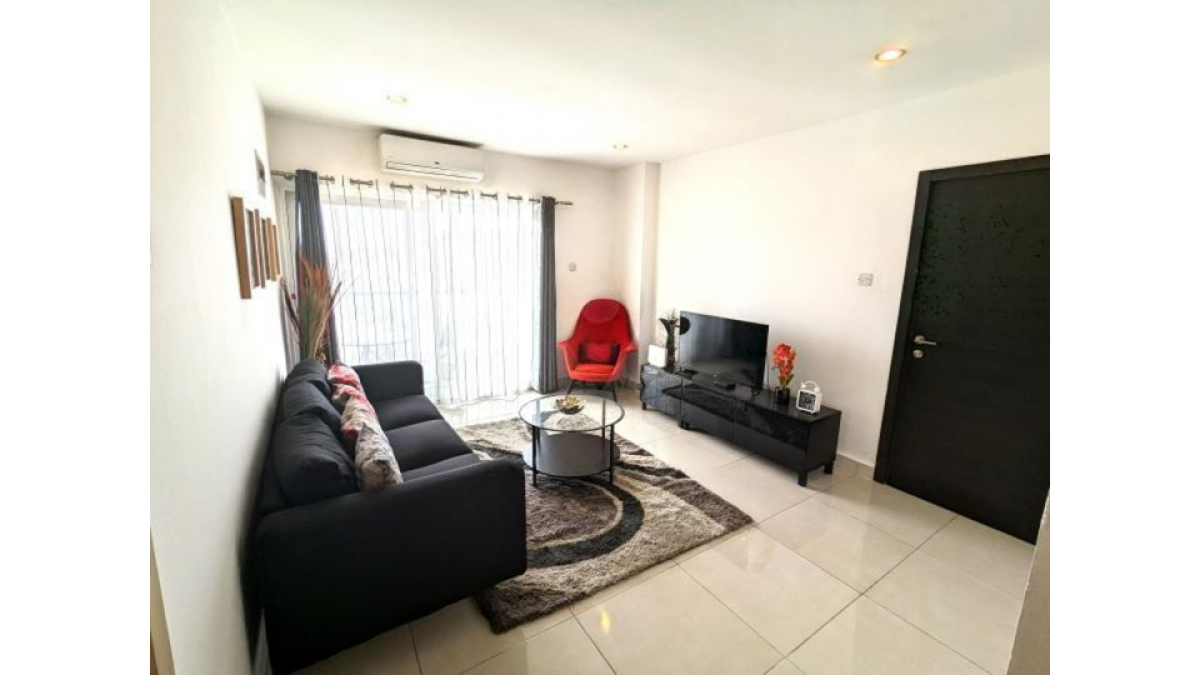 2 bed flat to let, Crown Lodge, Elystan Street - African Land