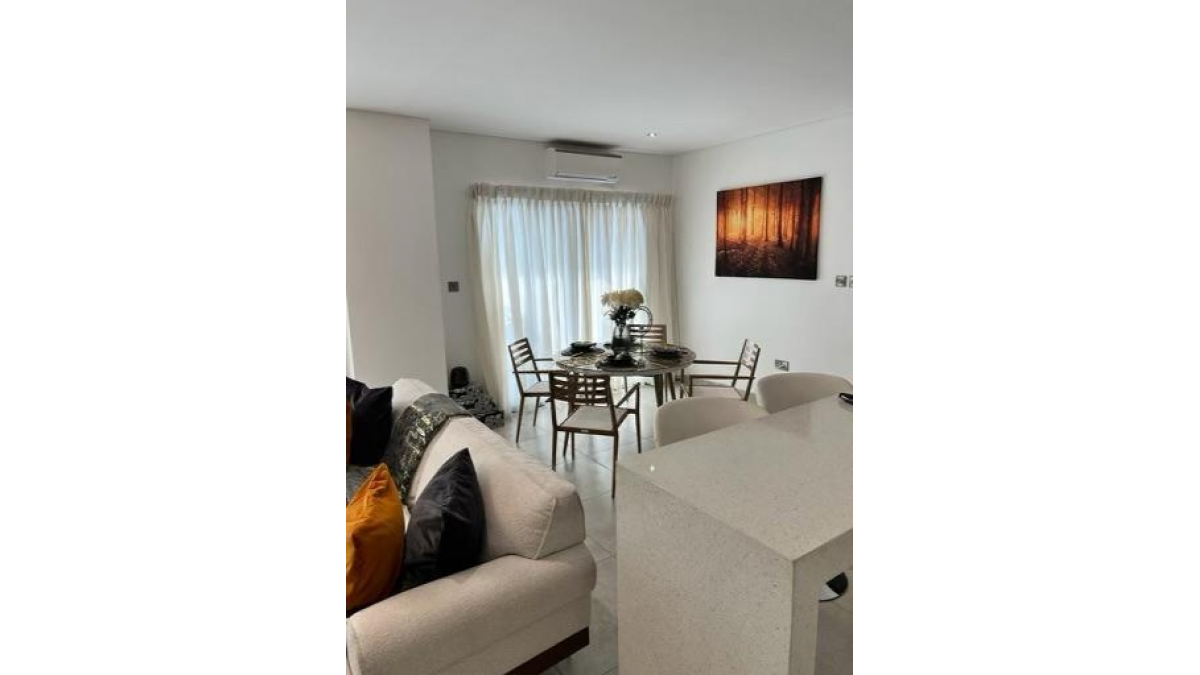 2 bed flat to let, Crown Lodge, Elystan Street - African Land