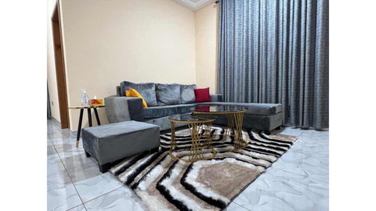 2 bed flat to let, Crown Lodge, Elystan Street - African Land