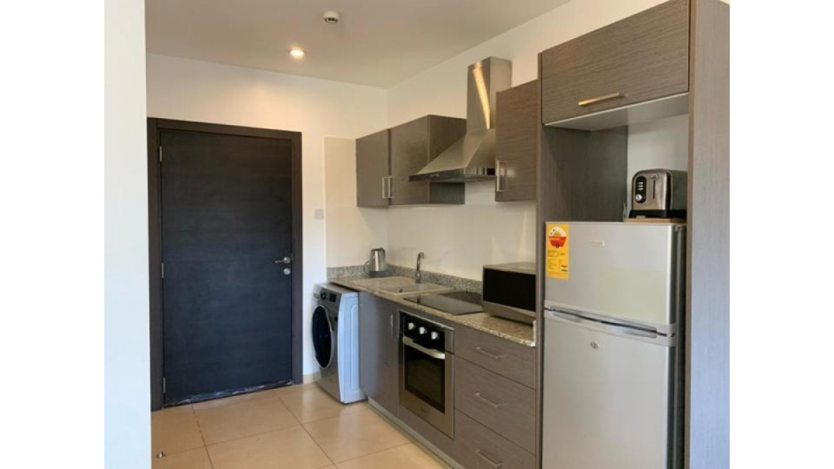 2 bed flat to let, Crown Lodge, Elystan Street - African Land