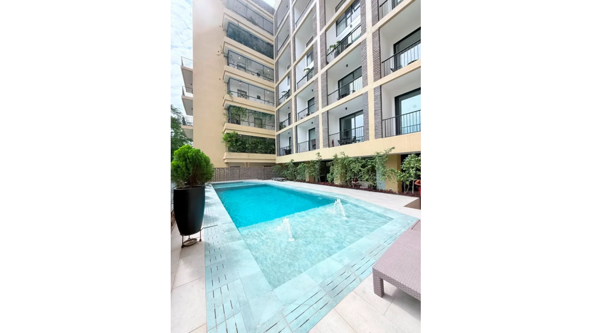 Executive Fully Furnished 1-Bedroom Duplex Apartment for Rent in Cantonments, Accra