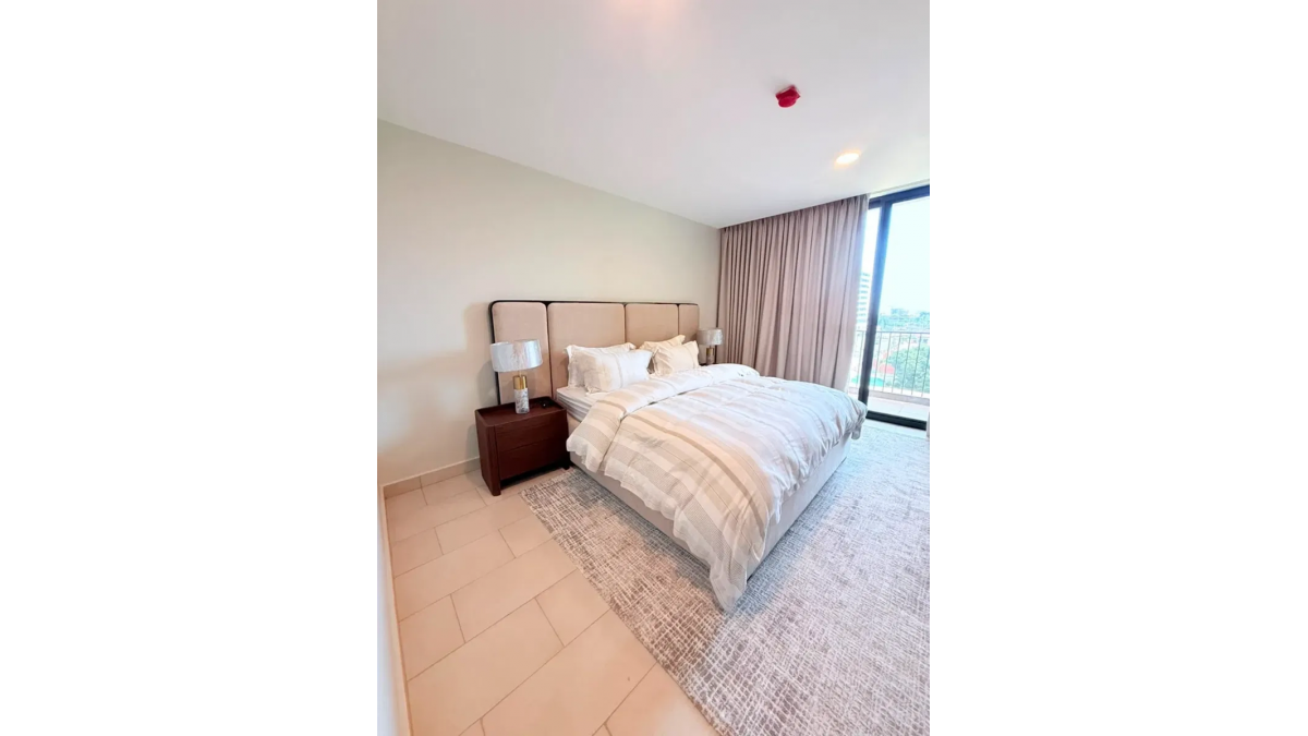 2 bed flat to let, Crown Lodge, Elystan Street - African Land