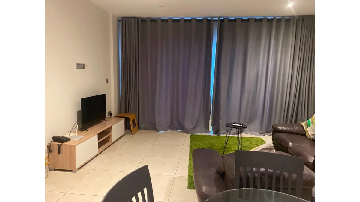 2 bed flat to let, Crown Lodge, Elystan Street - African Land