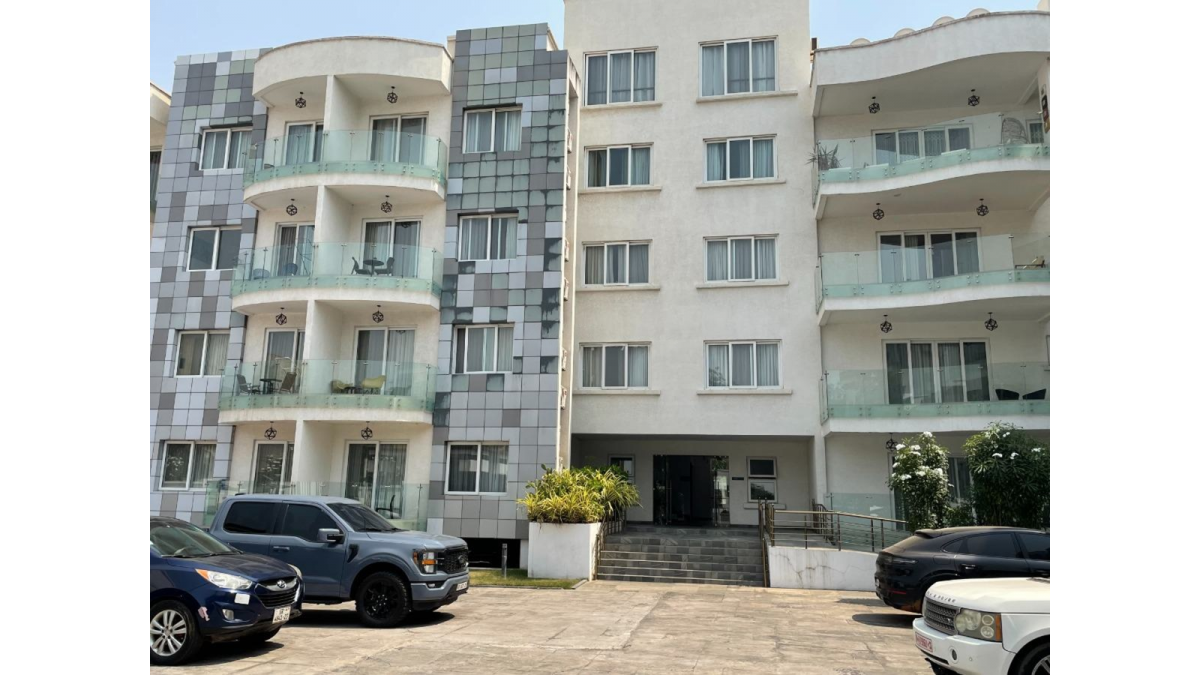 Modern Furnished 1-Bedroom Apartment for Long-Term Rent in Cantonments, Accra