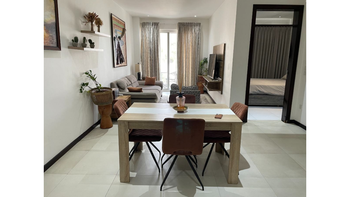 2 bed flat to let, Crown Lodge, Elystan Street - African Land