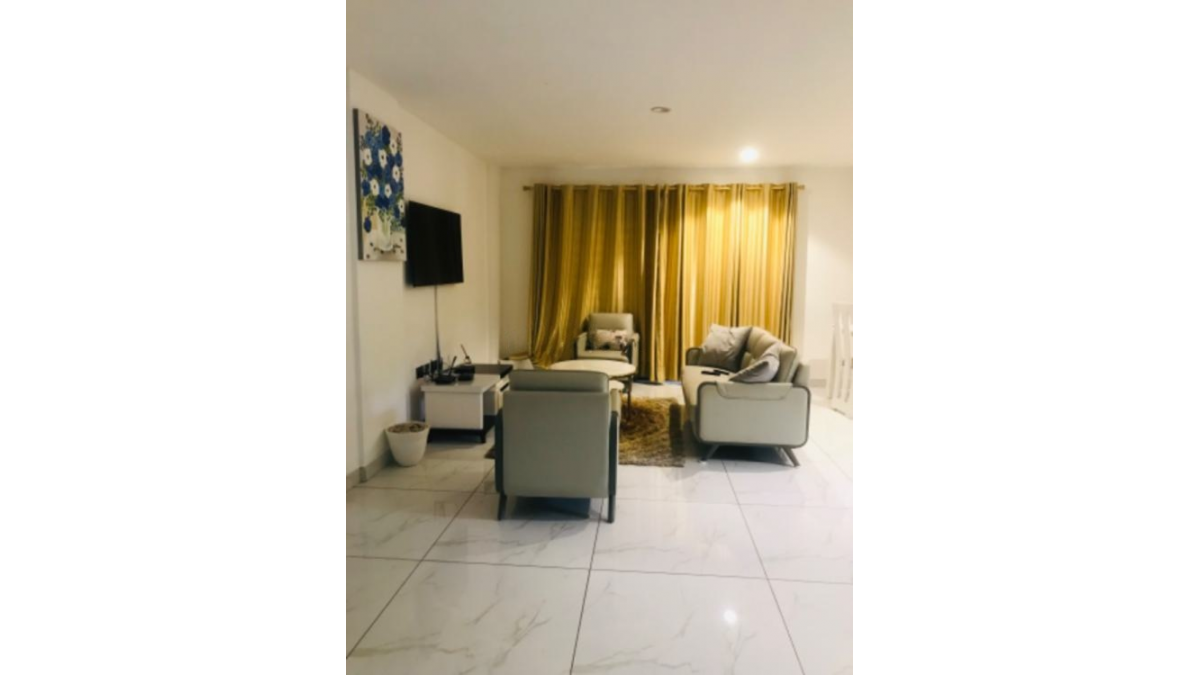 2 bed flat to let, Crown Lodge, Elystan Street - African Land