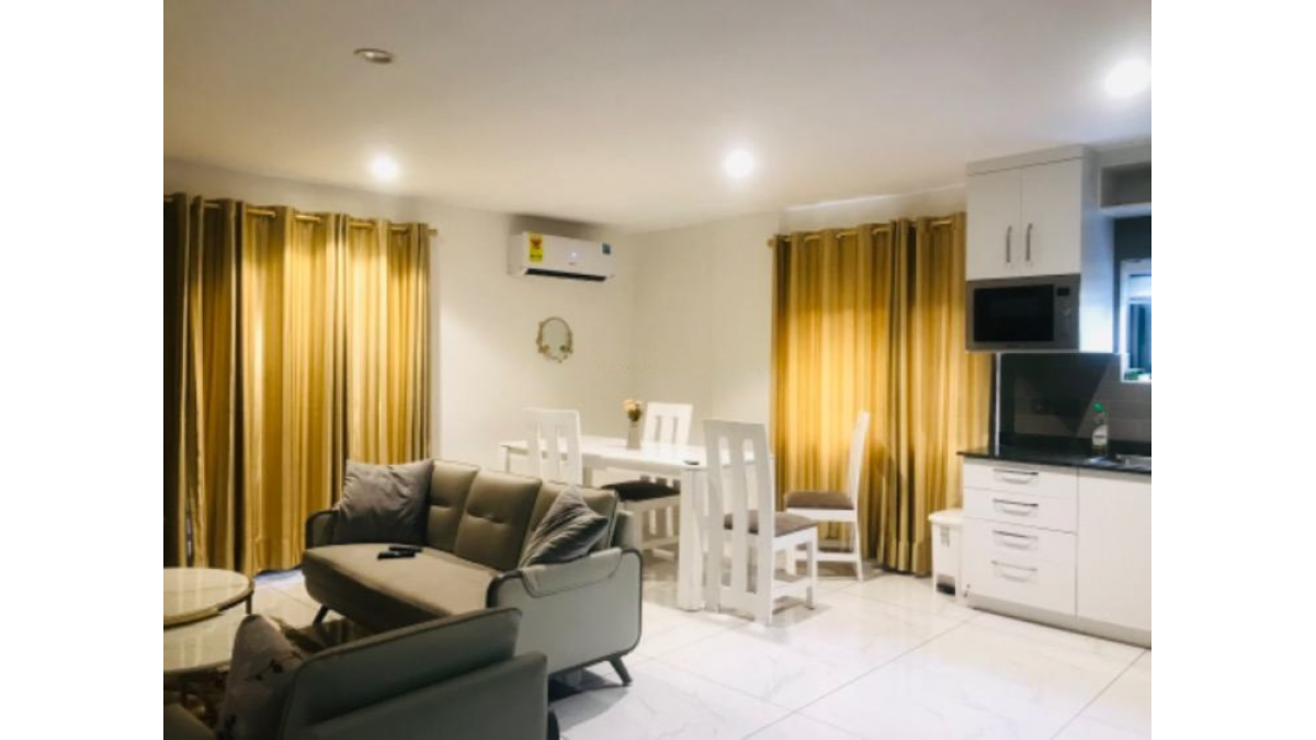 2 bed flat to let, Crown Lodge, Elystan Street - African Land