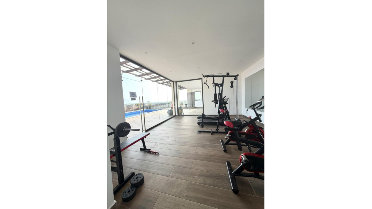 2 bed flat to let, Crown Lodge, Elystan Street - African Land