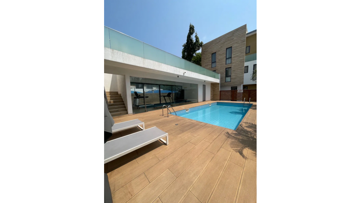 2 bed flat to let, Crown Lodge, Elystan Street - African Land