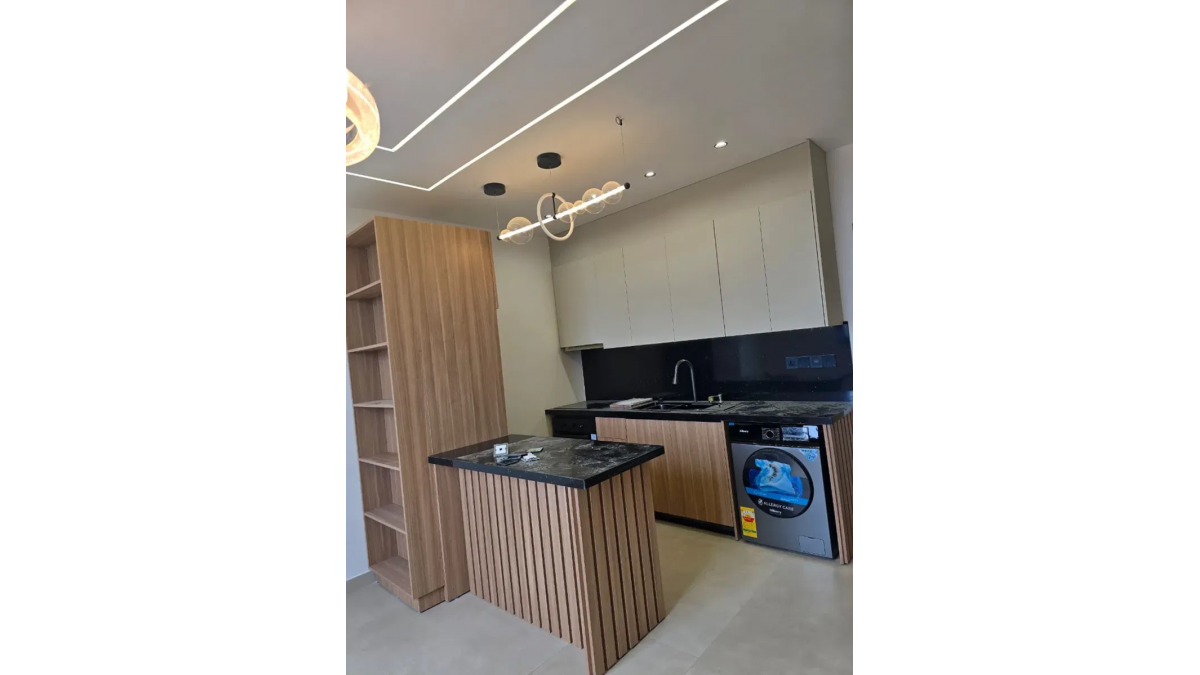 2 bed flat to let, Crown Lodge, Elystan Street - African Land