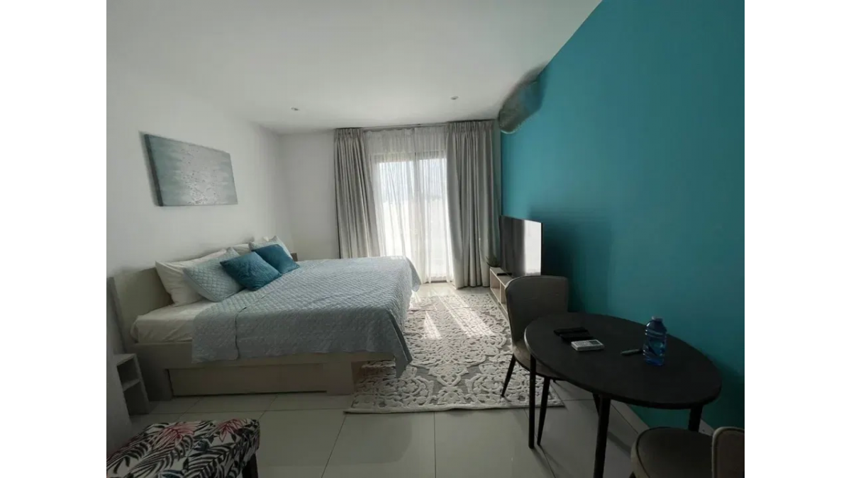2 bed flat to let, Crown Lodge, Elystan Street - African Land