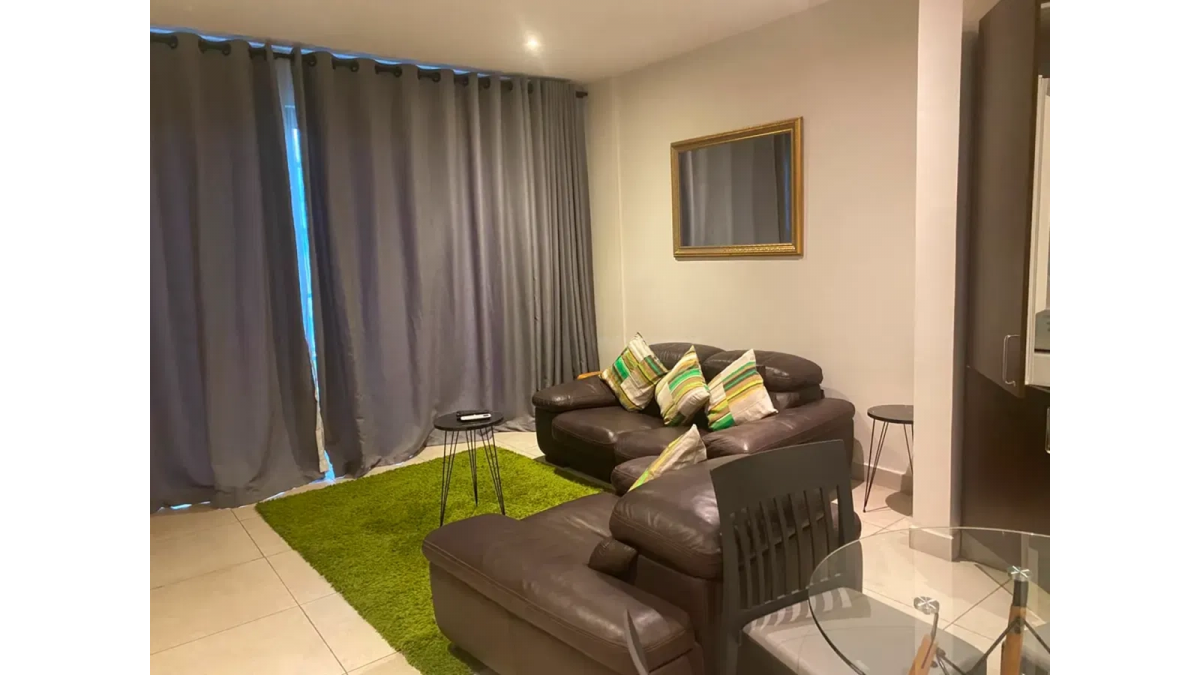 2 bed flat to let, Crown Lodge, Elystan Street - African Land