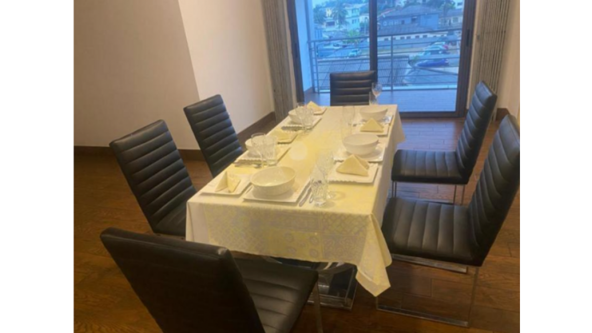 2 bed flat to let, Crown Lodge, Elystan Street - African Land