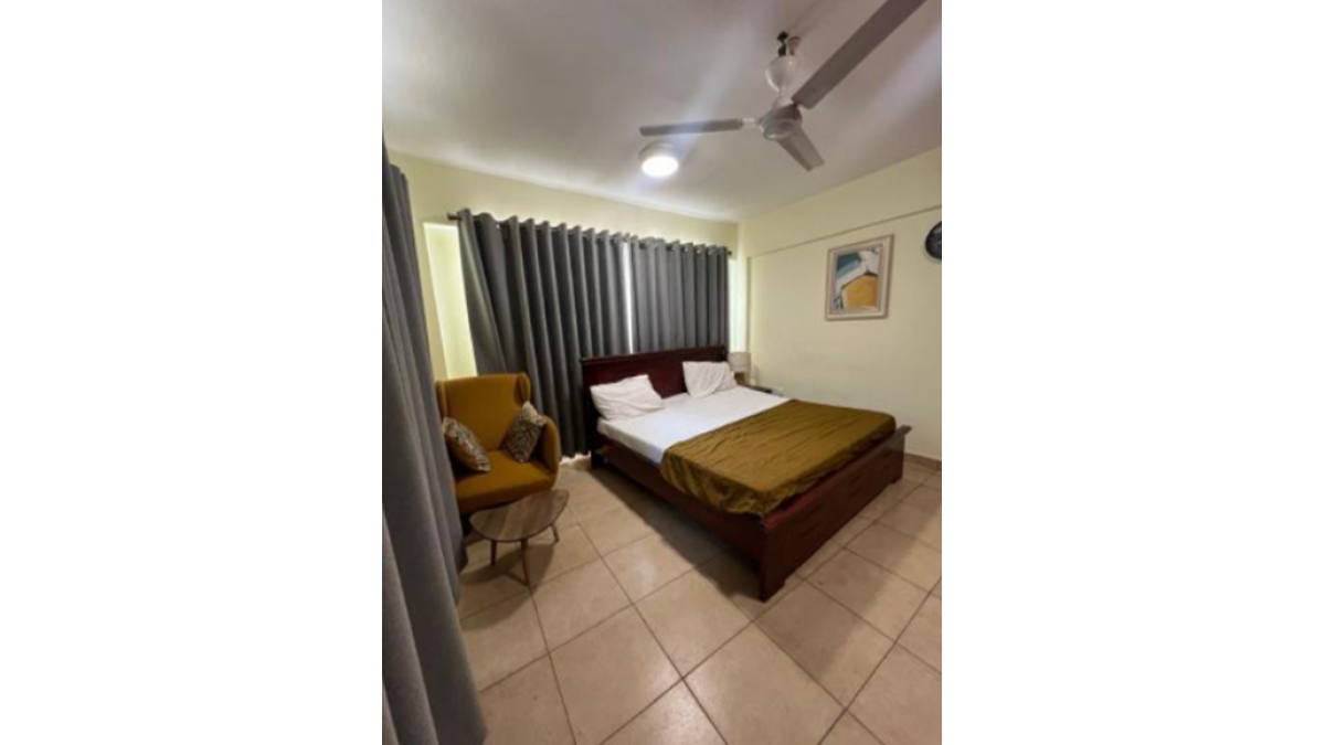 2 bed flat to let, Crown Lodge, Elystan Street - African Land
