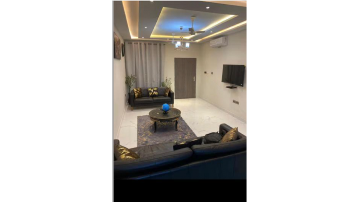 2 bed flat to let, Crown Lodge, Elystan Street - African Land