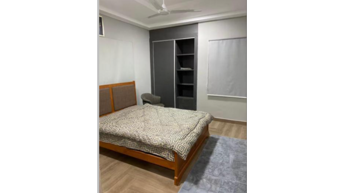2 bed flat to let, Crown Lodge, Elystan Street - African Land