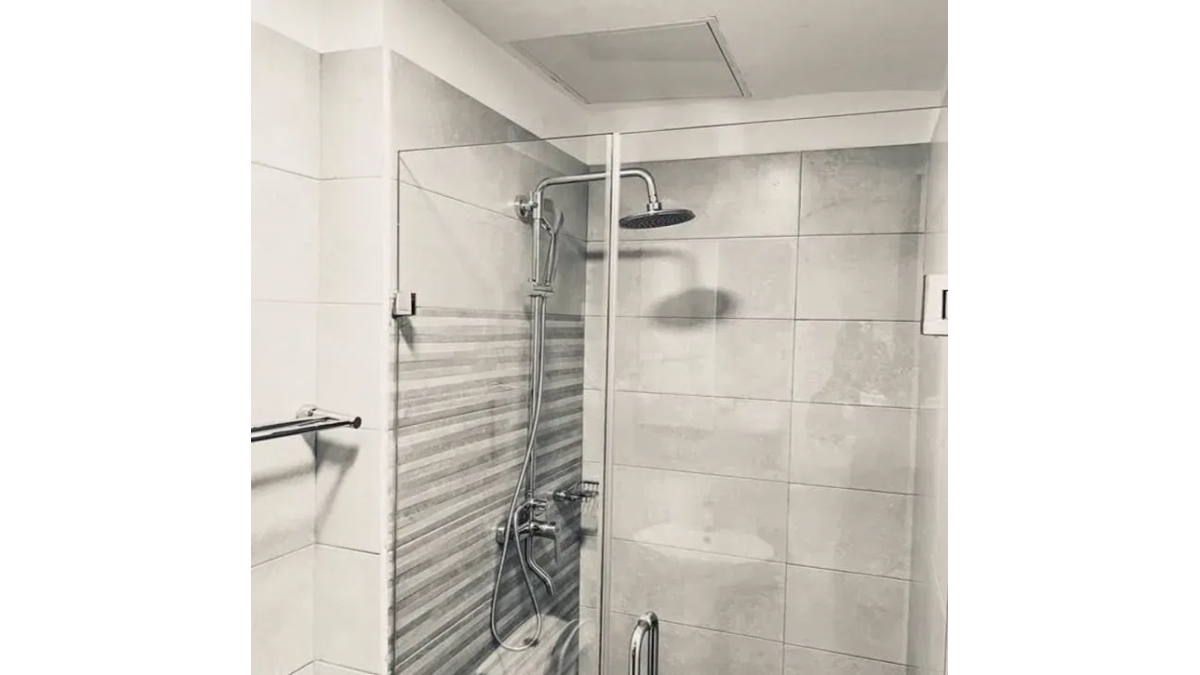 2 bed flat to let, Crown Lodge, Elystan Street - African Land