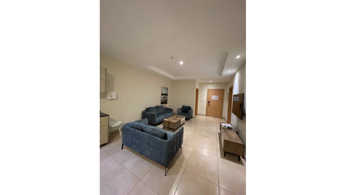 2 bed flat to let, Crown Lodge, Elystan Street - African Land