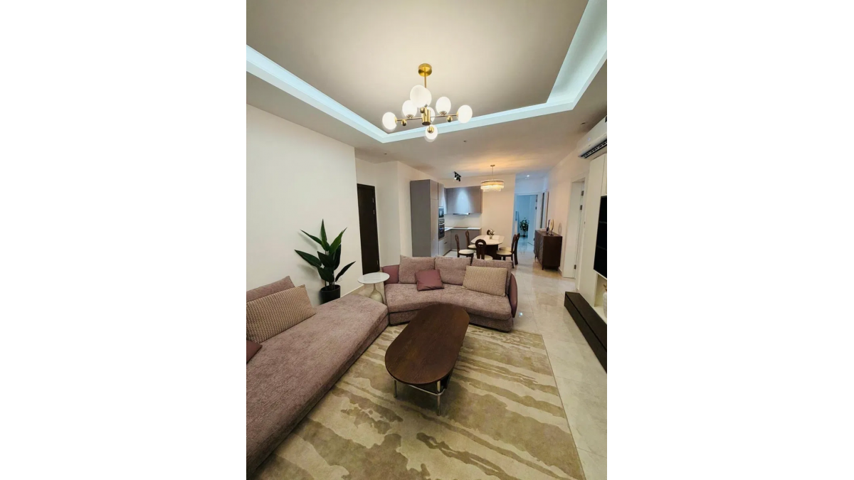 2 bed flat to let, Crown Lodge, Elystan Street - African Land