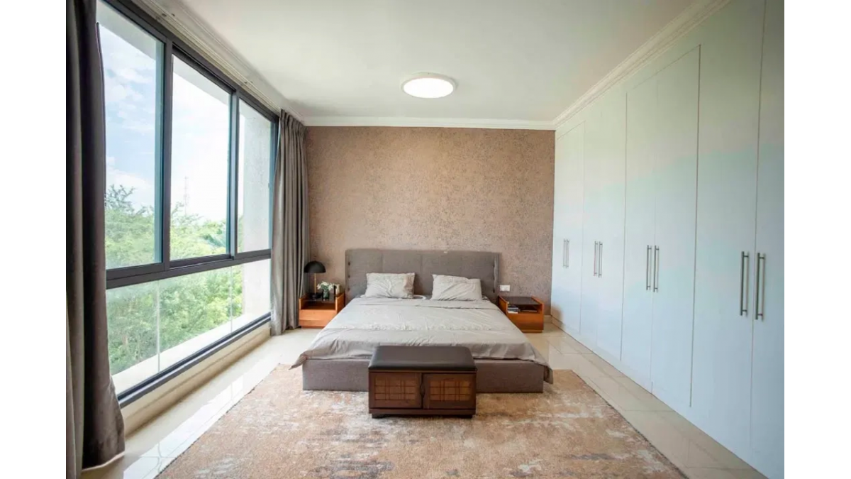 2 bed flat to let, Crown Lodge, Elystan Street - African Land