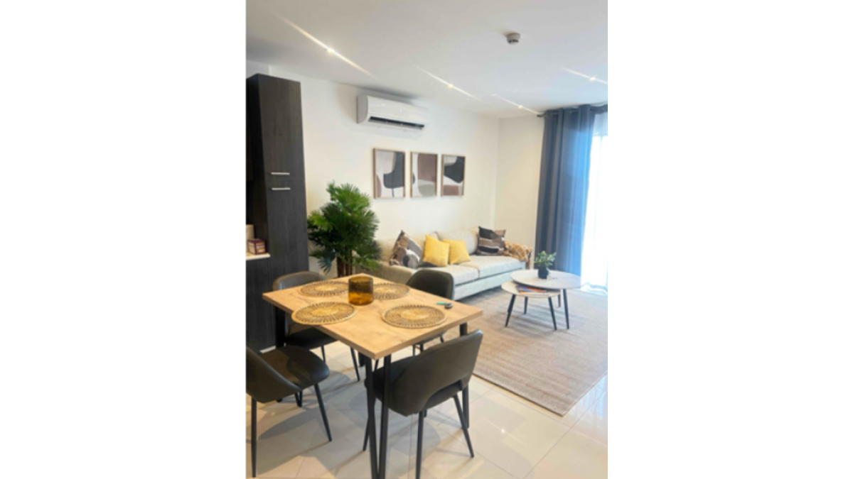 2 bed flat to let, Crown Lodge, Elystan Street - African Land