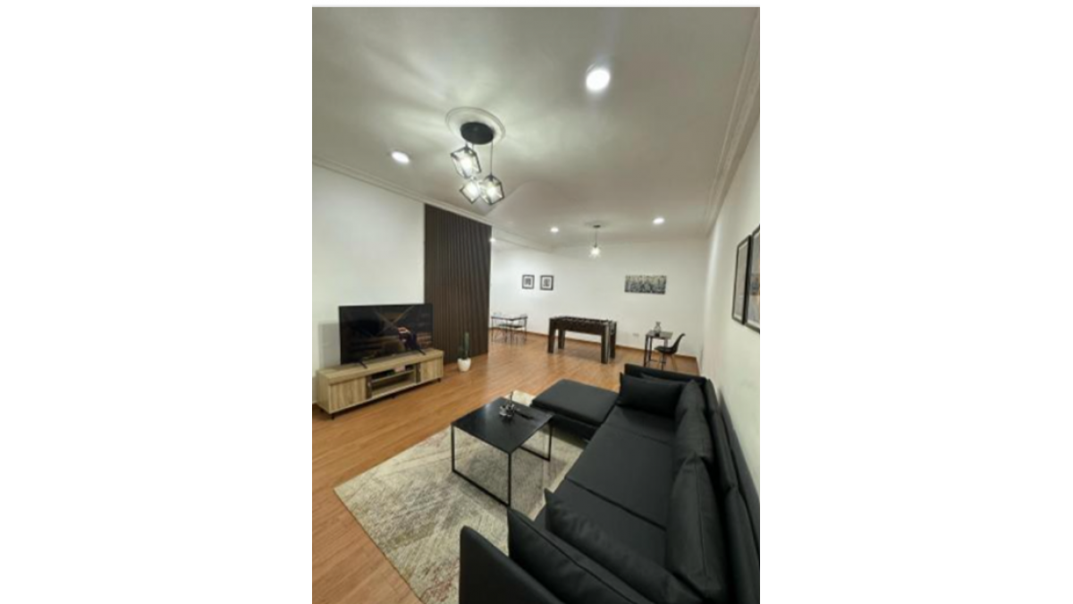2 bed flat to let, Crown Lodge, Elystan Street - African Land
