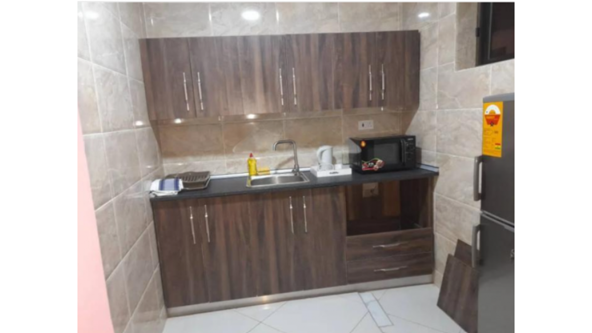 2 bed flat to let, Crown Lodge, Elystan Street - African Land