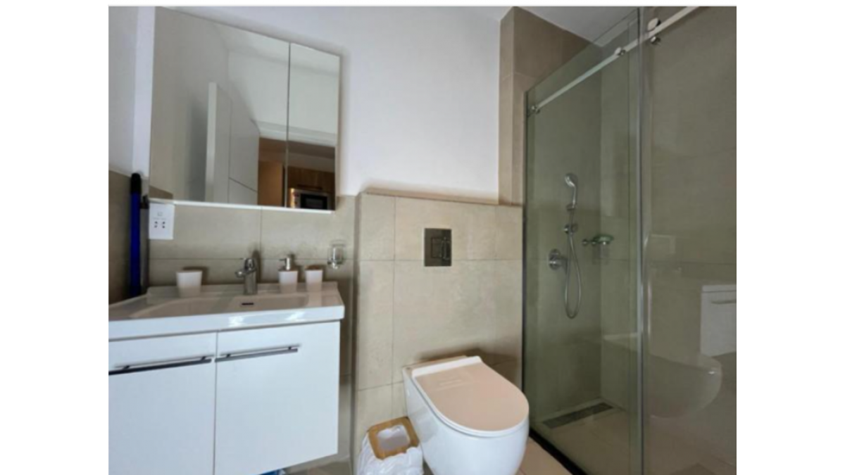 2 bed flat to let, Crown Lodge, Elystan Street - African Land
