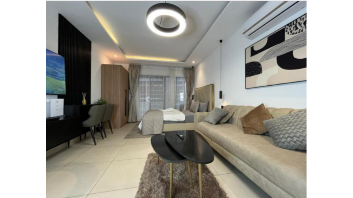 2 bed flat to let, Crown Lodge, Elystan Street - African Land
