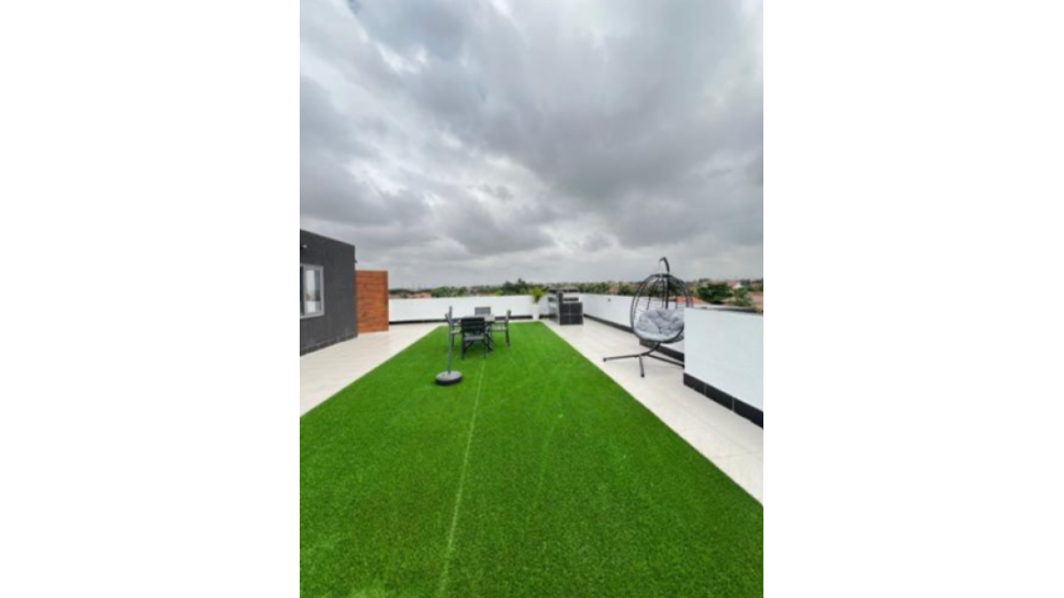 2 bed flat to let, Crown Lodge, Elystan Street - African Land