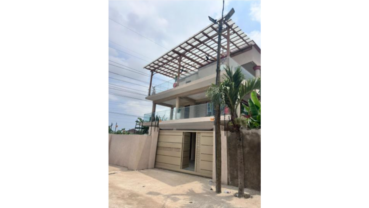 2 bed flat to let, Crown Lodge, Elystan Street - African Land