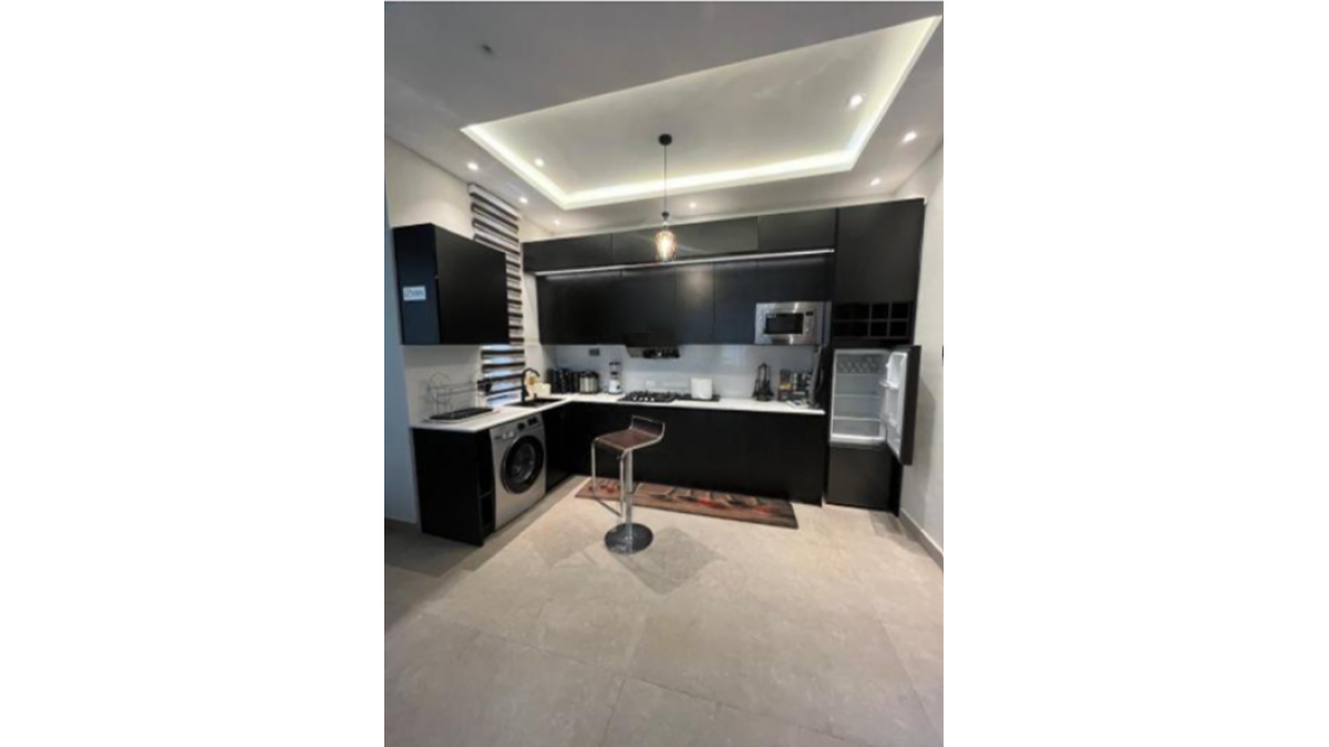 2 bed flat to let, Crown Lodge, Elystan Street - African Land