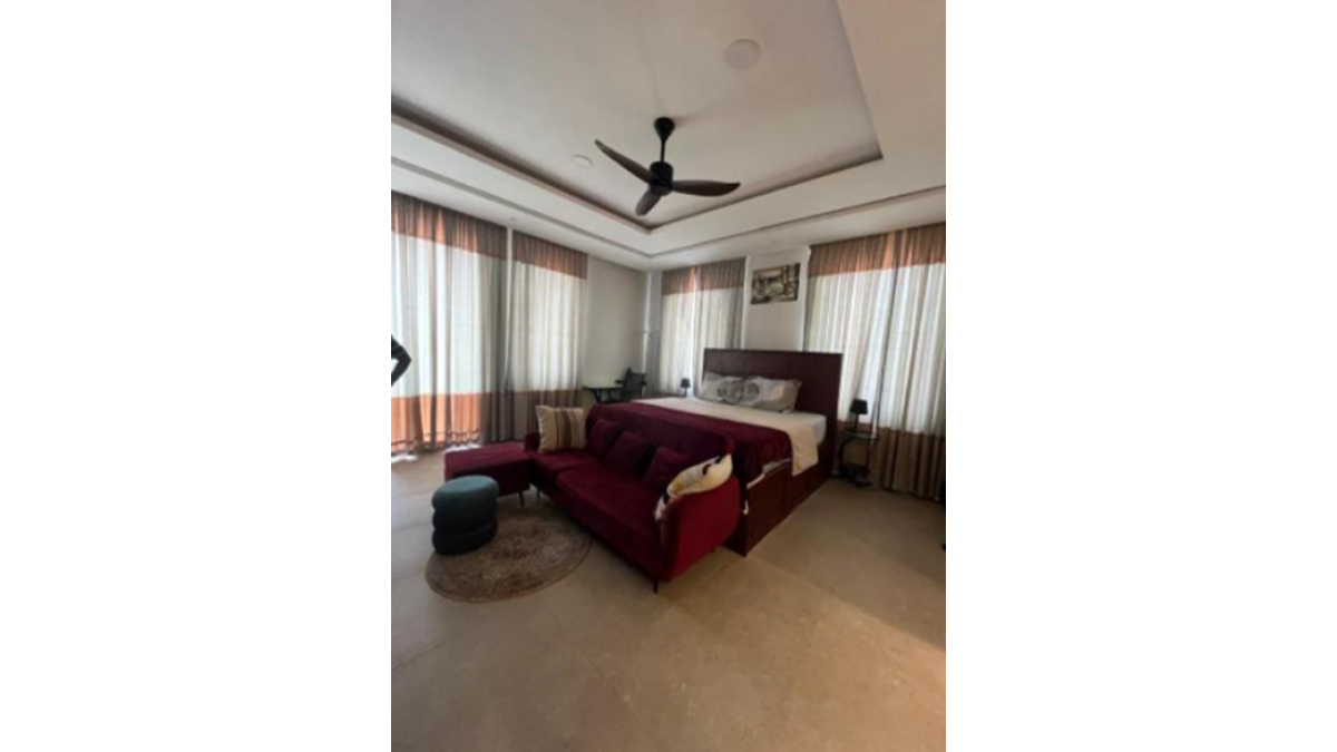 2 bed flat to let, Crown Lodge, Elystan Street - African Land