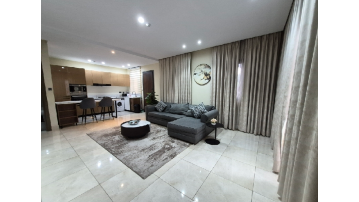 2 bed flat to let, Crown Lodge, Elystan Street - African Land