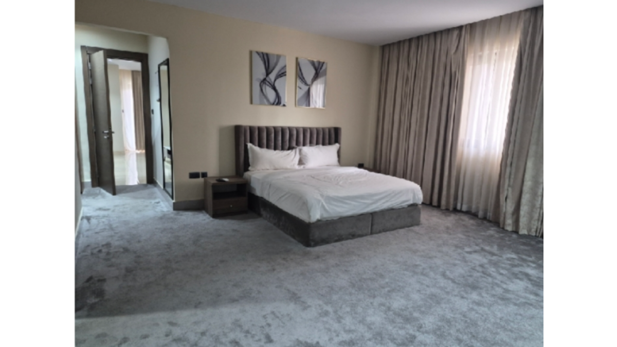 2 bed flat to let, Crown Lodge, Elystan Street - African Land