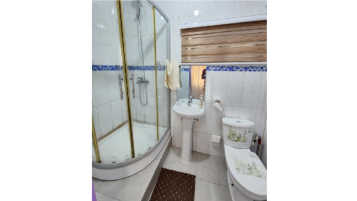 2 bed flat to let, Crown Lodge, Elystan Street - African Land