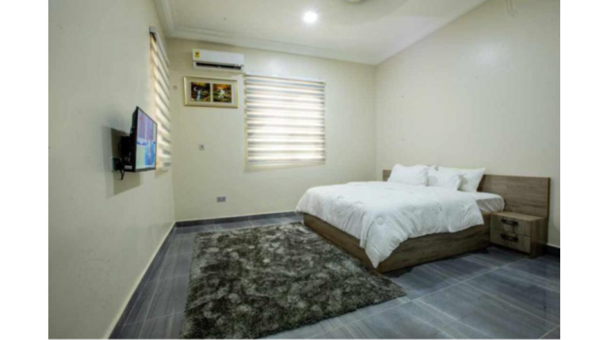 2 bed flat to let, Crown Lodge, Elystan Street - African Land