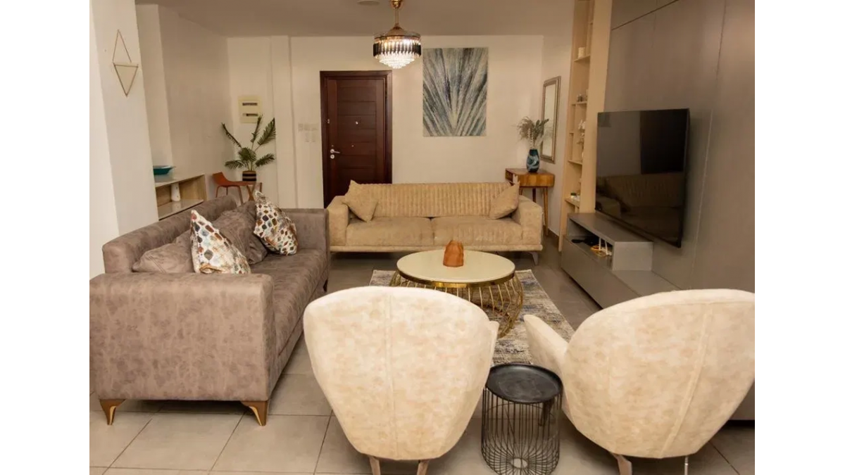 2 bed flat to let, Crown Lodge, Elystan Street - African Land