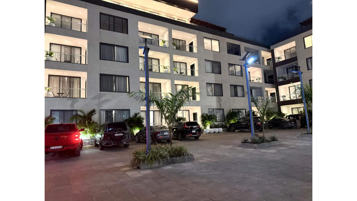 Furnished 1-Bedroom Apartment with Pool & Gym for Rent in East Legon